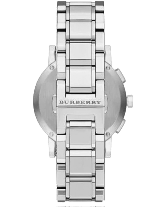 EleganceChronicles: Unveiling Timeless Luxury with Burberry